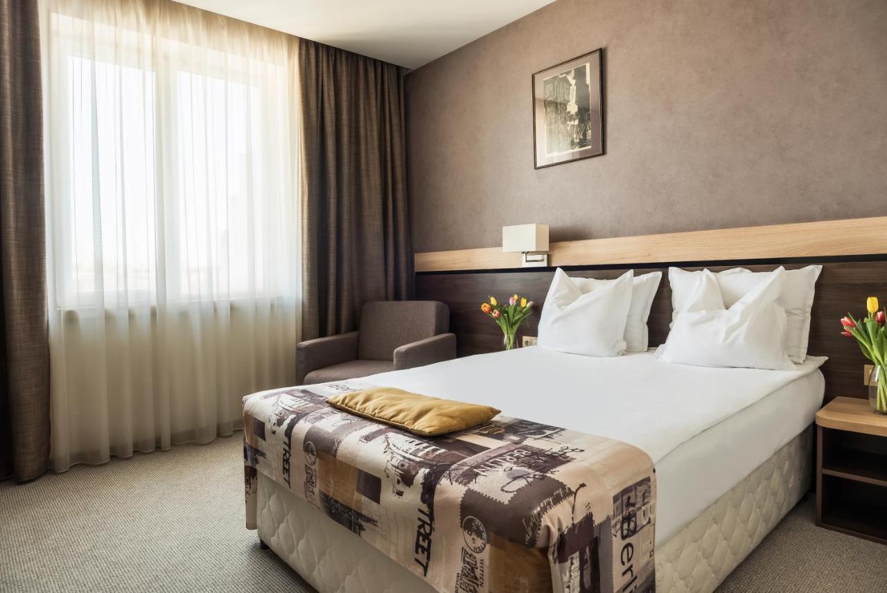 Dunav Plaza Hotel Ruse Exteriör bild