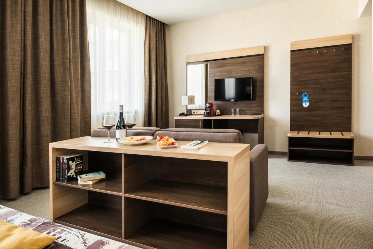 Dunav Plaza Hotel Ruse Exteriör bild