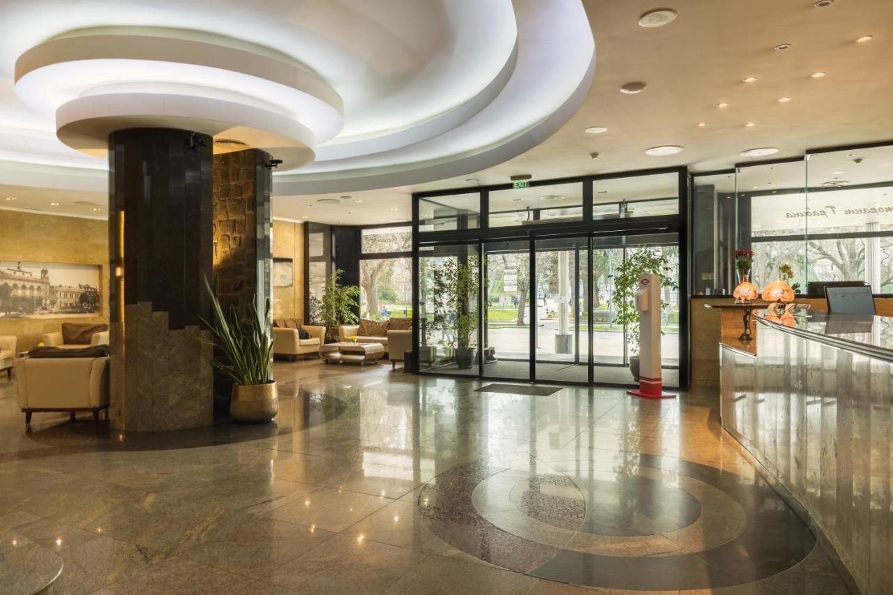 Dunav Plaza Hotel Ruse Exteriör bild